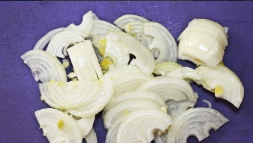 Рецепт пицца в духовке. Рецепт пиццы с колбасой и сыром в домашних условиях в духовке