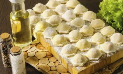 Как правильно жарить пельмени. Жареные пельмени – 10 пошаговых рецептов на сковороде