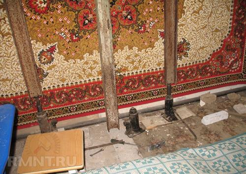 Как можно избежать повреждения конструкции дома при увеличении высоты потолка. Как поднять крышу дома для увеличения высоты потолков