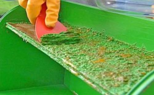 Как снять краску с дерева. Как убрать старую краску с дерева