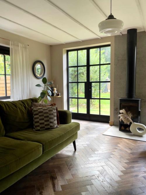 Какие материалы наиболее популярны для полов в частном доме. Популярные виды покрытий