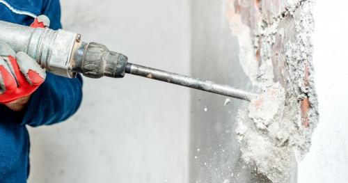 Как снять декоративное покрытие со стен. Как снять декоративную штукатурку со стен: краткая инструкция