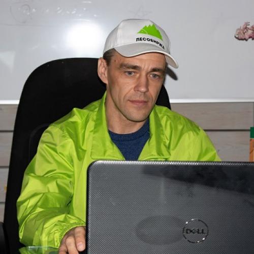 Каким инструментом снять краску или лак с пола. Как и чем можно снять лак с паркета? 06 Каким инструментом снять краску или лак с пола. Как и чем можно снять лак с паркета? 06