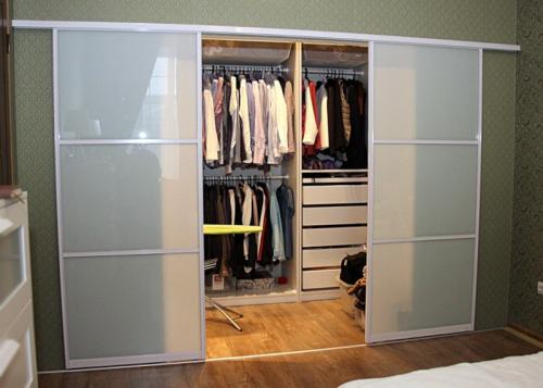 Открытые или закрытые шкафы в гардеробной. Всё о гардеробных: закрытые и открытые, каркасные, стеллажные и модульные —, что выбрать