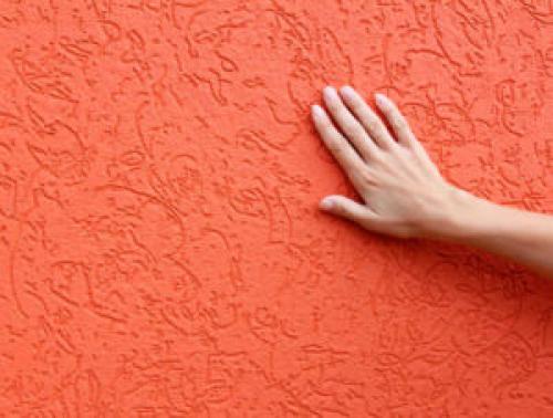 Чем отделать стены в сыром помещении. Влагостойкая штукатурка