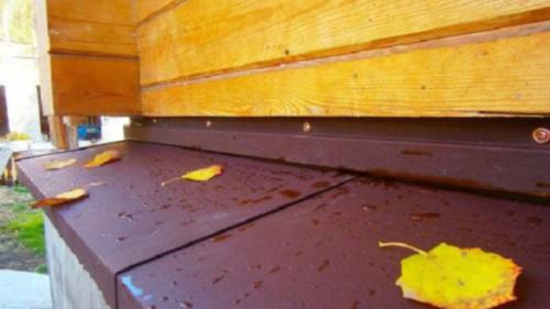 Отлив для цоколя размеры. Зачем нужны цокольные отливы: четыре главные функции