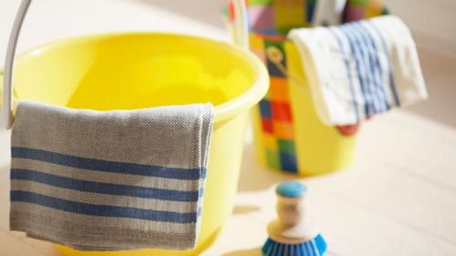 Как ухаживать за ламинатом, чтобы он блестел. Чем мыть ламинат, чтобы он блестел