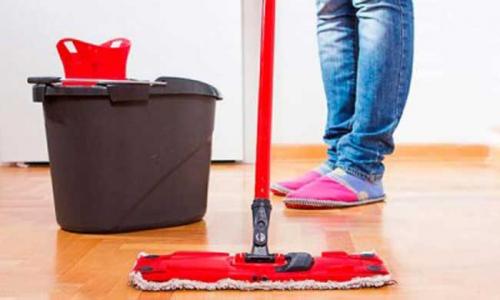 Как вернуть блеск ламинату. Как придать блеск и сияние полу из ламината