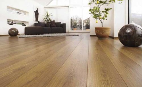 Как вернуть блеск ламинату. Как придать блеск и сияние полу из ламината