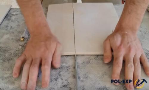 Как положить плитку в маленьком туалете. Как правильно резать плитку