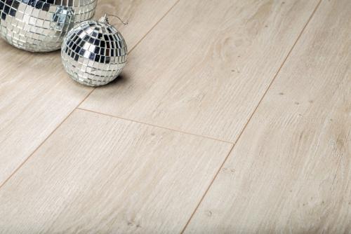 Как помыть ламинат без разводов народными средствами. Основные правила