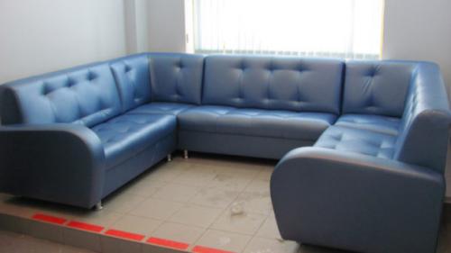 Какие дополнительные аксессуары можно использовать для дивана в кабинете. №1. Основные типы офисных диванов