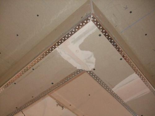 Профессиональный ремонт потолка из гипсокартона: как это делается 02 Профессиональный ремонт потолка из гипсокартона: как это делается 02