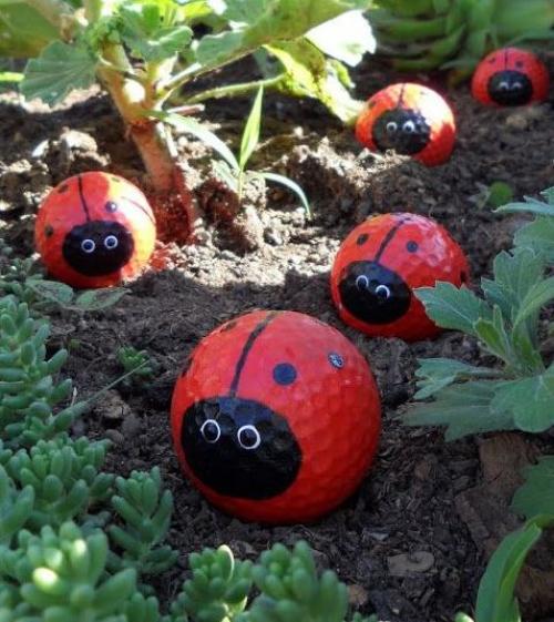 Какие инструменты необходимы для изготовления Божьей коровки из пластиковой бутылки. Божьи коровки из бутылок. Божья коровка из пластиковых бутылок – красота, которая может быть создана вашими руками! Пуфик из пластиковых бутылок