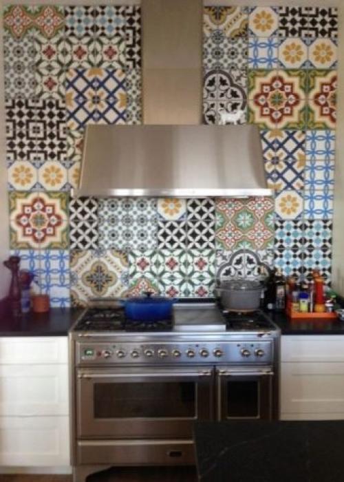 Как приклеить клеенку на стену качественно и надолго. Чем можно приклеить клеенку к стене?