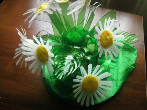 Ромашки из пластиковых бутылок. Мастер-класс «Просто Ромашки» — поделки из пластиковых бутылок и стаканчиков