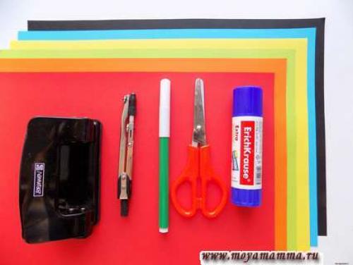 Объемная божья коровка из бумаги. Как сделать объемную аппликацию с божьими коровками