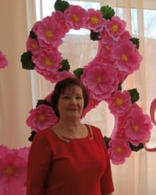 Разноцветные божьи коровки из пластиковых бутылок. Божьи коровки из бутылок 31