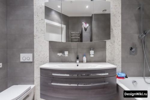 Дизайн маленькой ванной 2022. Что лучше для маленькой ванной с туалетом — угловая ванна или душевая в интерьере с ограниченным пространством 19