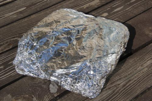 Курица в духовке с хрустящей корочкой целиком: простой рецепт для домашнего приготовления 18