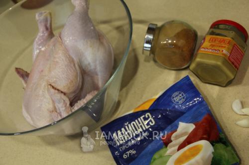 Курица в духовке с хрустящей корочкой целиком: простой рецепт для домашнего приготовления 13