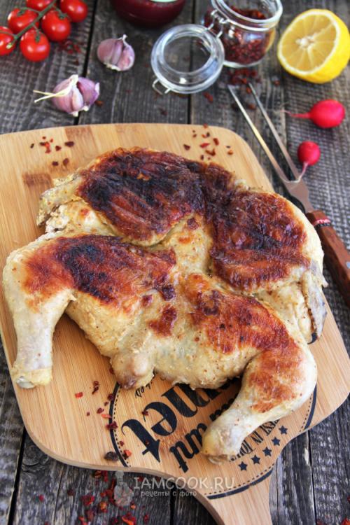 Курица в духовке с хрустящей корочкой целиком: простой рецепт для домашнего приготовления 21