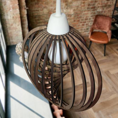 Светильники своими руками из подручных материалов. Как сделать люстру своими руками: лучшие фото идеи и пошаговые мастер-классы по создании люстры в домашних условиях