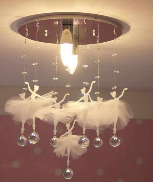 Светильники своими руками из подручных материалов. Как сделать люстру своими руками: лучшие фото идеи и пошаговые мастер-классы по создании люстры в домашних условиях