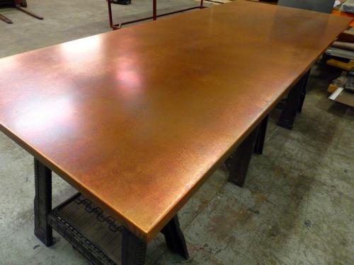 Какие факторы следует учитывать при выборе кухонного стола. Материалы