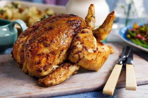 Как приготовить курицу кусочками в духовке, чтобы она была сочной. Как приготовить курицу в духовке: 20 легких рецептов