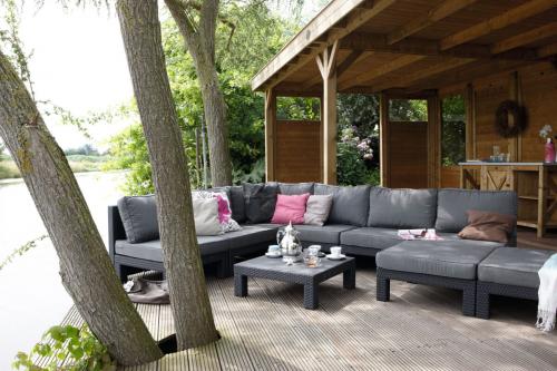 Крыльцо-беседка для частного дома: все, что нужно знать о ее создании и использовании 18