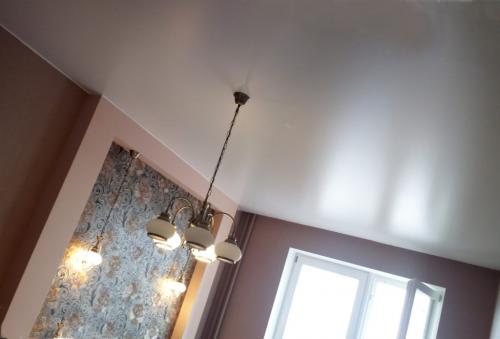 Как определить, насколько высокими могут быть потолки после поднятия. Факторы, влияющие на высоту натяжного потолка