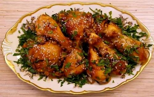 Курица в духовке кусочками — рецепт с хрустящей корочкой