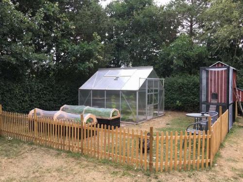 Монтаж системы автополива на загородном.. Как сделать полив на даче своими руками: главные моменты 09