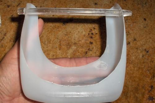 Держатель для туалетной бумаги своими руками из пластиковой бутылки. Диспенсер туалетной бумаги из пластиковых бутылок