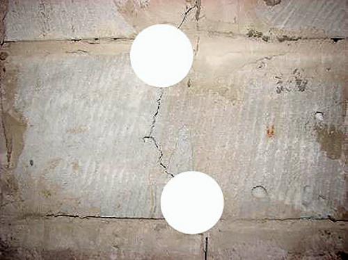 Какие проблемы могут возникнуть при неправильной обвязке старых цоколей. Как укрепить фундамент если пошла трещина на стене, диагностика и решение проблемы