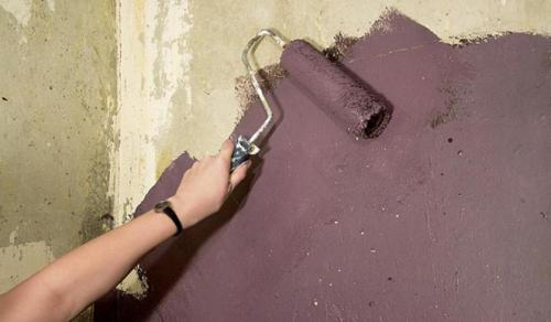 Какие материалы наиболее подвержены воздействию сырости в погребе