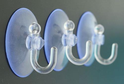 Как прикрепить держатель для туалетной бумаги на присоске. В чем проблема