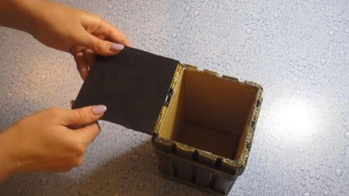 Держатель туалетной бумаги своими руками из картона. Это нужно в каждом доме! Крутая идея для туалета из картона