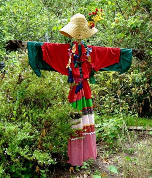 Какие материалы можно использовать для создания чучело огородной картинки