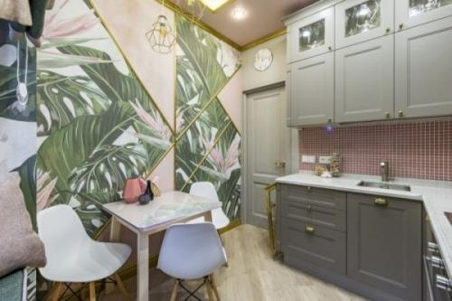 Просто и эффективно: 5 способов отделить кухню в квартире-студии 21