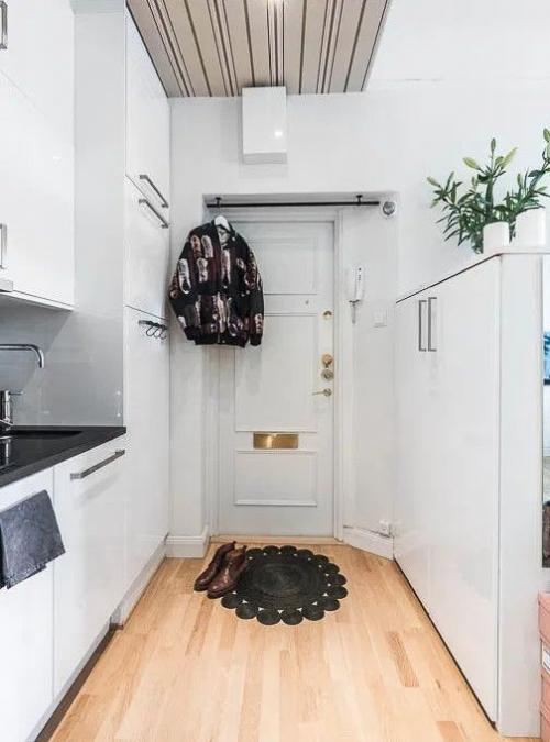 Совмещение прихожей и кухни: удобство и эстетика в одном пространстве 03