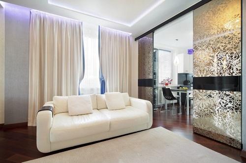 Умные решения: как превратить квартиру-студию в многокомнатный дом 11