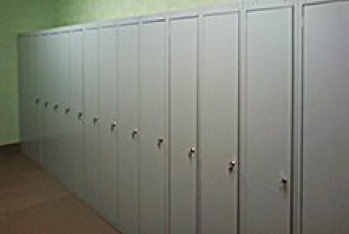Гардеробные шкафчики для раздевалок размеры. Шкафы для производственных раздевалок 13