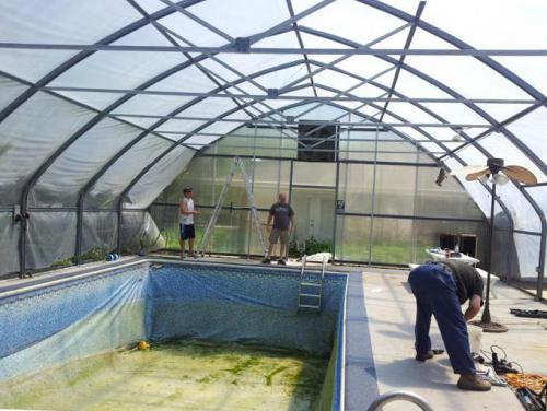 Уличный бассейн в теплице. Бассейн в теплице: крытая мокрая красота, требующая расходов и жертв