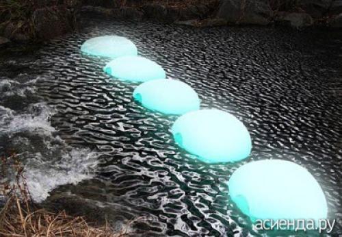 Как установить подсветку камней в саду