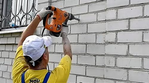 Как сделать круглое отверстие в кирпичной стене. Как осуществляется процесс