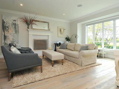 Дизайн гостиной в серо-бежевых тонах. КАК ВНЕДРИТЬ СОЧЕТАНИЕ СЕРОГО И БЕЖЕВОГО В ИНТЕРЬЕР ГОСТИНОЙ