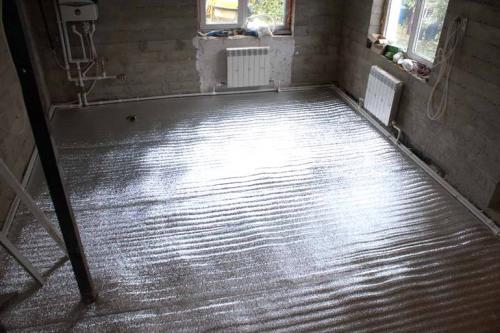 Какие факторы следует учитывать при выборе материала для пола