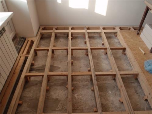 Как правильно подготовить поверхность для установки чистового пола из фанеры и OSB